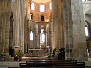 img078_Conques.JPG